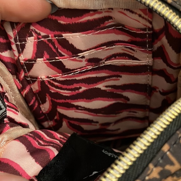 Brand New Stella & Dot Leopard Crush It Essential Crossbody - Picture 6 of 10